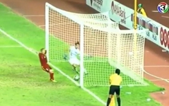 Tình huống trọng tài cướp chức vô địch của tuyển nữ Việt Nam