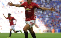 "King" Ibra lên tiếng, M.U lần thứ 21 đoạt Siêu cúp Anh