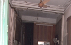 Video: Nín thở sống trong "nhà nghiêng" giữa Thủ đô