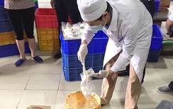 Rùng mình đột kích xưởng kẹo, bánh La Phù