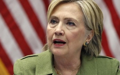 Bà Clinton: “Đừng trông chờ Trump thay đổi”
