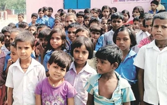 Hiệu trưởng bỏ thuốc sâu giết 23 học sinh lĩnh án 17 năm