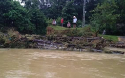 Hà Tĩnh: Gần 2.000 học sinh vẫn chưa đến trường do mưa lũ