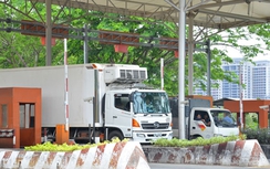 TP.HCM: Tài xế phản đối trạm thu phí không bán vé tháng