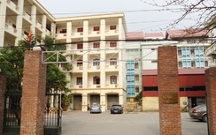 Cử tri bức xúc việc "cả họ làm quan", "Sở có 44 lãnh đạo"