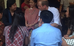 Hoàng tử Anh William đi bộ, uống cà phê phố cổ Hà Nội