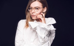 Mạng xã hội Ukraine "dậy sóng" với nữ thứ trưởng 9x xinh đẹp