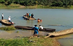 Phó Thủ tướng chỉ đạo điều tra vụ lật thuyền làm 4 người chết