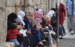 Phe đối lập đổ dầu diesel vào nguồn nước, dân Syria khốn đốn