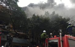 Hà Nội: Cháy lớn trên phố Phùng Hưng