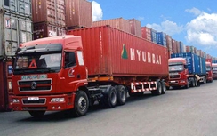 Xăng “cõng” thuế môi trường, DN vận tải lo phá sản