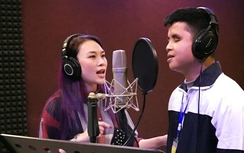 Mỹ Tâm và chàng trai khiếm thị thu âm Sầu tím thiệp hồng