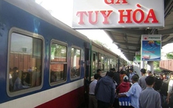 Đường sắt công bố 2 số điện thoại đường dây nóng ATGT dịp Tết