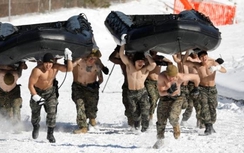 Thủy quân lục chiến Hàn-Mỹ tập trận trong tuyết, răn đe Triều Tiên