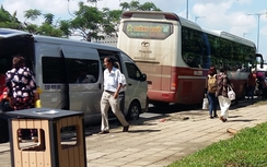 TP HCM: Chủ tịch quận trực tiếp xử lý xe dù, bến cóc