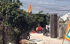 Ăn Tết về, vợ và con trai treo cổ chết trong nhà vệ sinh