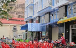 Mâu thuẫn, thanh niên cầm mã tấu chém đứt tay đối thủ