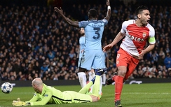 Tin nóng bóng đá sáng 22/2: CĐV M.U phát "sốt" vì Falcao