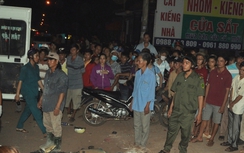 Xe ben đâm liên hoàn, cán chết thai phụ và đứa con 9 tuổi