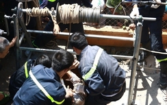 Vợ vừa bị đánh chết, chồng liền nhảy giếng tự tử