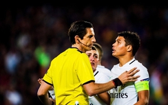 "Kẻ gieo gió" trận Barca - PSG chính thức bị UEFA treo còi