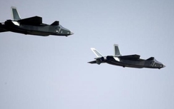 Trung Quốc đưa máy bay J-20 vào hoạt động?