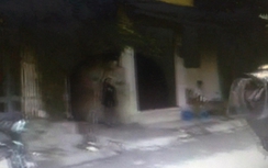 Video: "Quái xế" GrabBike diễn bốc đầu SH giữa đường