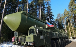 Nga điều 20 tên lửa đạn đạo đi tập trận ở miền Trung