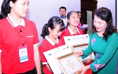 Trao giải hội thi “An toàn giao thông cho nụ cười ngày mai”