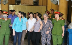 Cụ bà U90 tuổi cầm đầu đường dây buôn ma túy thoát án tử