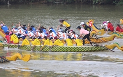 Sôi nổi giải đua thuyền kỷ niệm 110 năm ngày sinh TBT Lê Duẩn