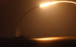 Video khu trục hạm USS Porter nã tên lửa vào căn cứ Syria