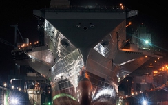 Mỹ cho siêu tàu sân bay Gerald R. Ford thử nghiệm trên biển