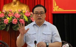 Bí thư HN: Hàng rong ngồi đầy vỉa hè, cán bộ phường đi đâu?