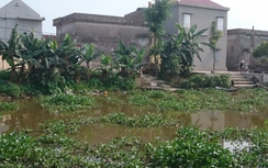 Tá hỏa phát hiện thi thể cháu bé trôi sông