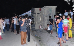 TNGT nghiêm trọng: Người đàn ông chết kẹt giữa hai bánh xe tải