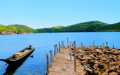 Hoang sơ vịnh Đầm Tre, Côn Đảo ít người biết