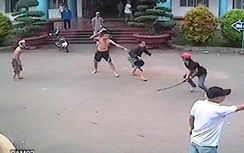 Nhân viên xe khách giải quyết mâu thuẫn bằng kiếm lĩnh án