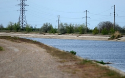 Ukraine dùng đập mới chặn nguồn cung cấp nước tới Crimea