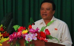 Phó bí thư Bình Định "trần tình" bằng tiến sĩ, bổ nhiệm người thân