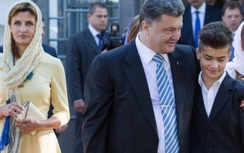 Con trai ông Poroshenko bị chỉ trích vì mặc áo nỉ Nga