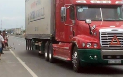 Nam sinh lớp 6 bị gió cuốn vào gầm xe container chết thương tâm