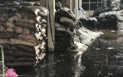 Cháy xưởng nhựa, 170 chiến sĩ PCCC được huy động lúc rạng sáng