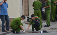 Chém nhau loạn xạ giữa phố Sài Gòn, 2 thanh niên nguy kịch