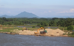 Bến thủy không phép đe dọa công trình “đại thủy nông” Quảng Trị