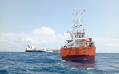 Tàu hơn 33 nghìn tấn mắc cạn có rò rỉ dầu ra biển?
