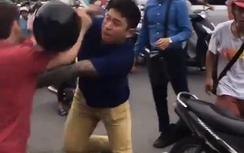 "Hỗn chiến" trên phố Trần Khát Chân:Không xử lý hành vi gây rối