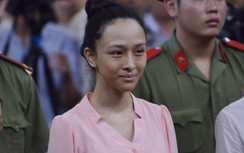 Nụ cười bí ẩn của Phương Nga trong suốt phiên tòa