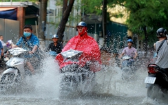Thời tiết ngày 14/7/2017: Mưa dông diện rộng, áp thấp trên Biển Đông