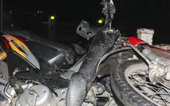 Xe CSGT va chạm mô tô, một thanh niên trọng thương